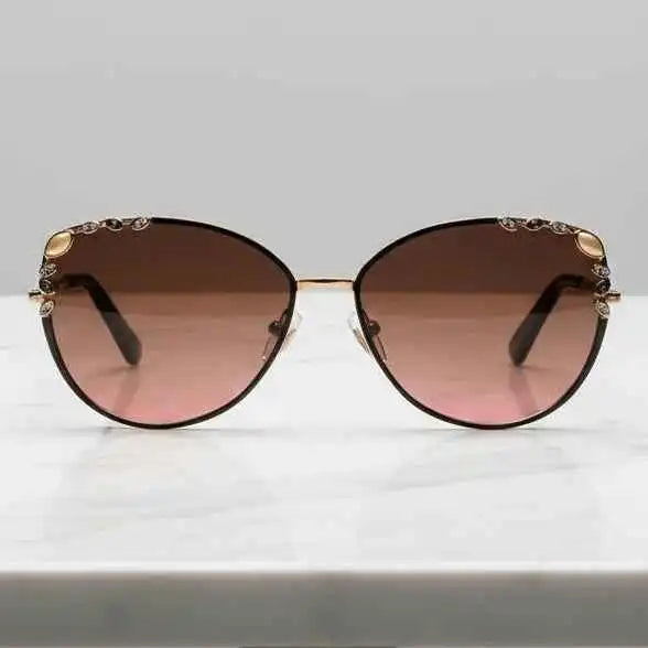 Bravo Pearl Sunglasses - Eyewear for a Stunning Look - Perla Margherita