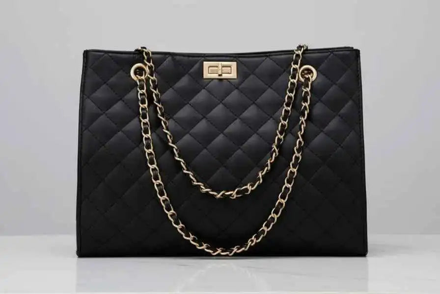 Quilted Shoulder Bag - Perla Margherita